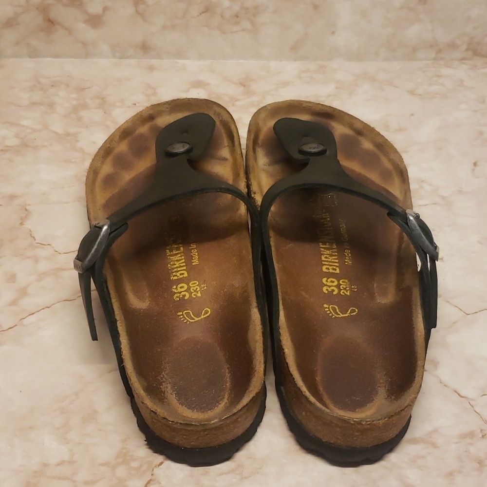 Birkenstock black Giseh toe hook woman sandals size 36(5) - Picture 3 of 8